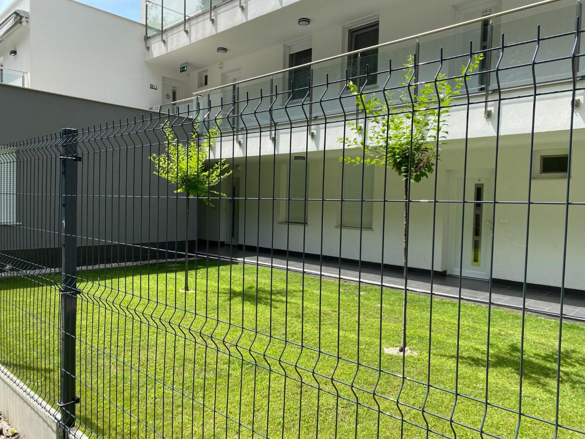 Forest Földvár Apartmanok Balatonföldvár Exterior foto