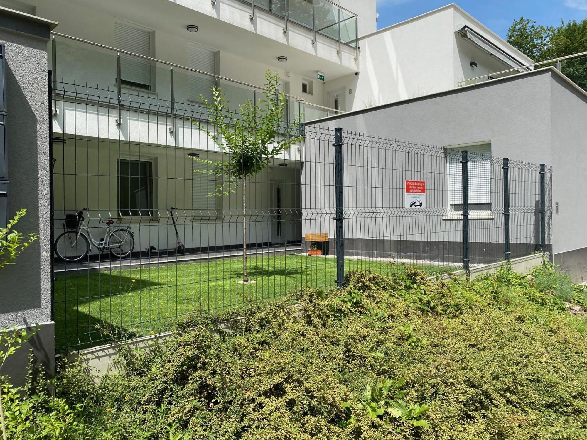Forest Földvár Apartmanok Balatonföldvár Exterior foto